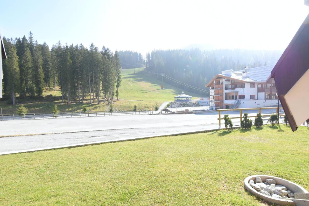 Ville Golf & Ski Мадона ди Кампильо Екстериор снимка
